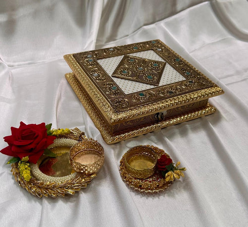4 Part Mirror Treasure Gift Box 425gms