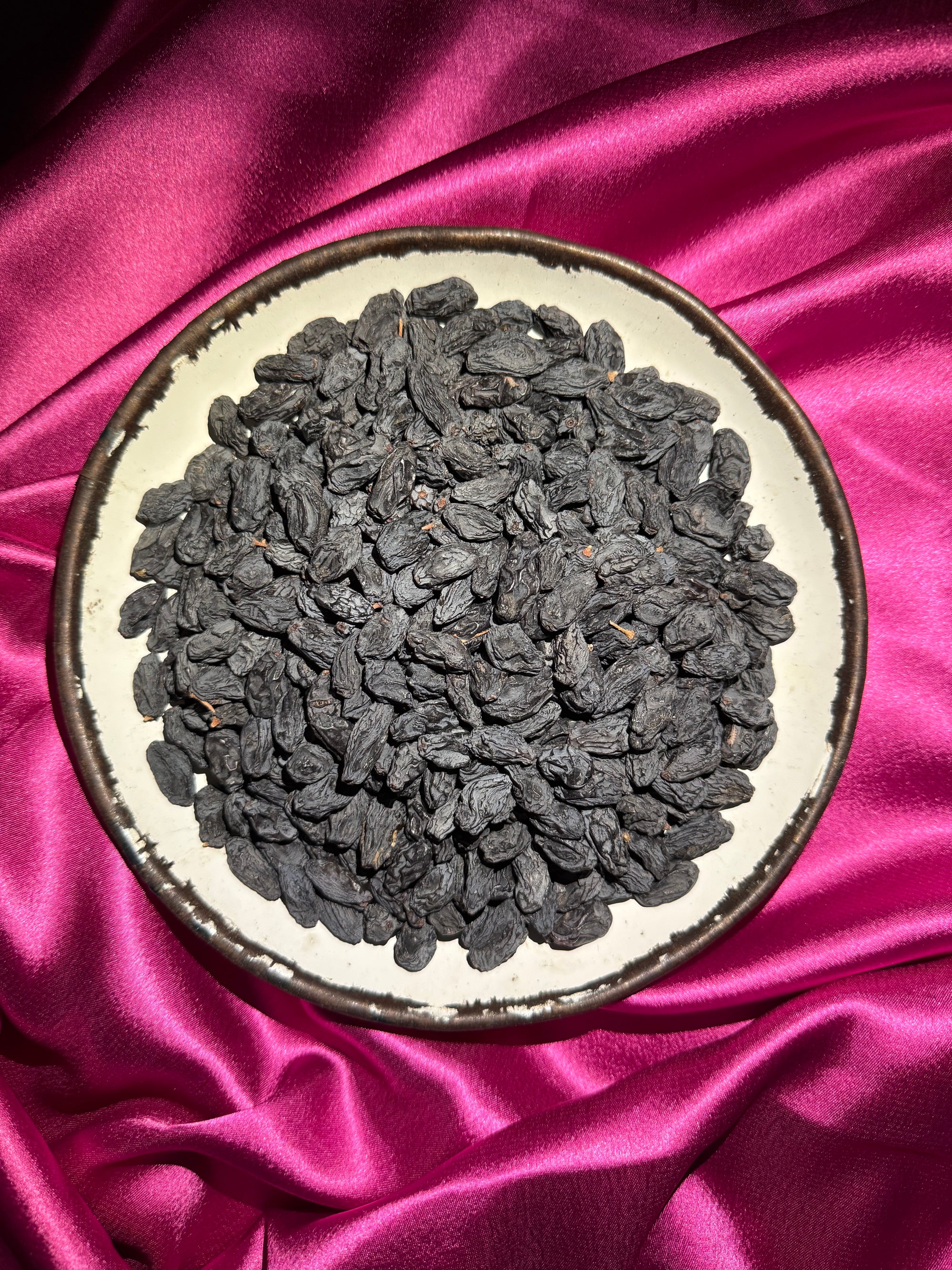 Black Raisins